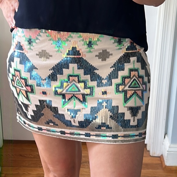 Express Aztec Sequins Mini Skirt - Picture 3 of 3